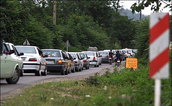 ترافیک نیمه سنگین در آزادراه کرج - تهران/ کاهش ۸.۵ درصدی تردد