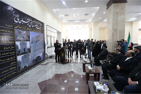 عکس: رونمایی از سردیس و ساختمان آیت الله هاشمی رفسنجانی در دانشگاه آزاد