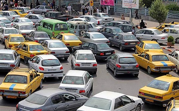 ۲۰۰میلیارد دقیقه عمر تهرانی‌ها هر سال در ترافیک تلف می‌شود