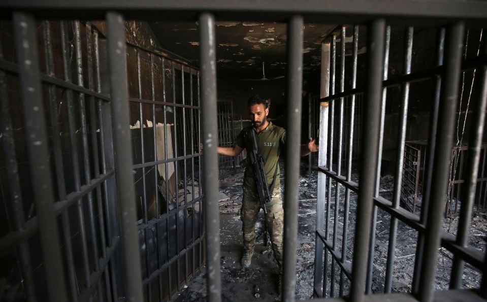 زندان داعش در فلوجه (+عکس)