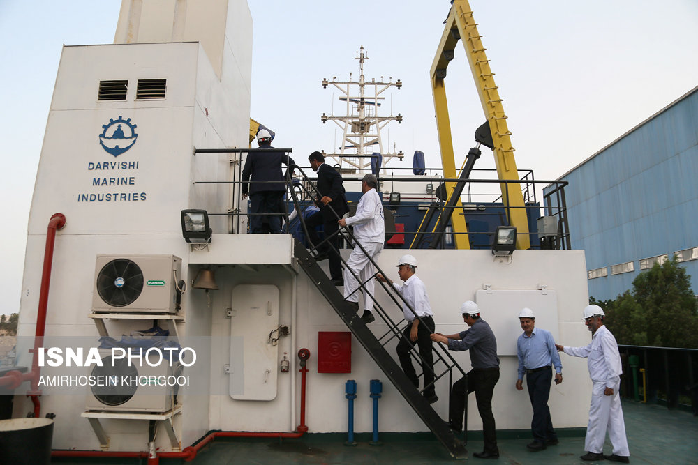 نخستین کشتی کاوشگر ایران وارد خلیج فارس شد(تصاویر)
